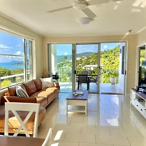 Airlie Summit Australia